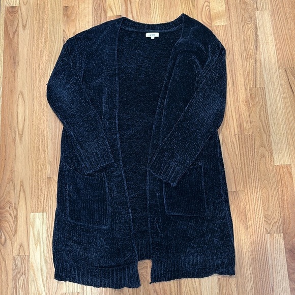 In Loom brand 100% polyester knitted long open cardigan sweater EUC! Size S/M - Picture 1 of 5
